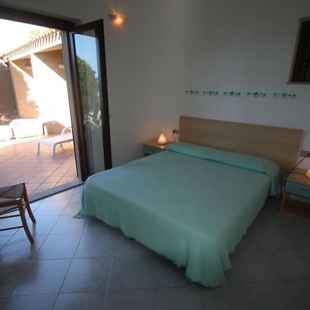 Villino Lu Ciuoni With Nice Sea View Costa Paradiso Exteriör bild