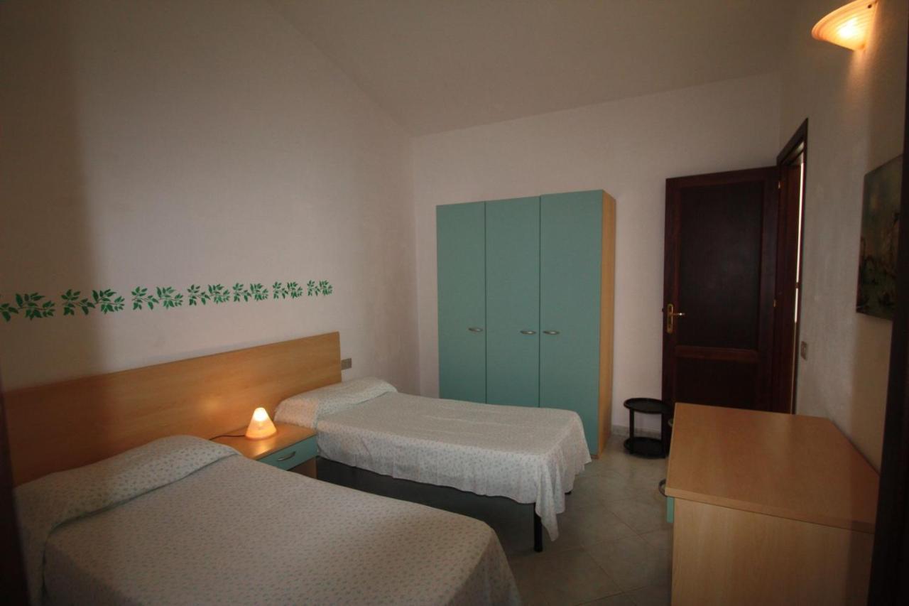 Villino Lu Ciuoni With Nice Sea View Costa Paradiso Exteriör bild
