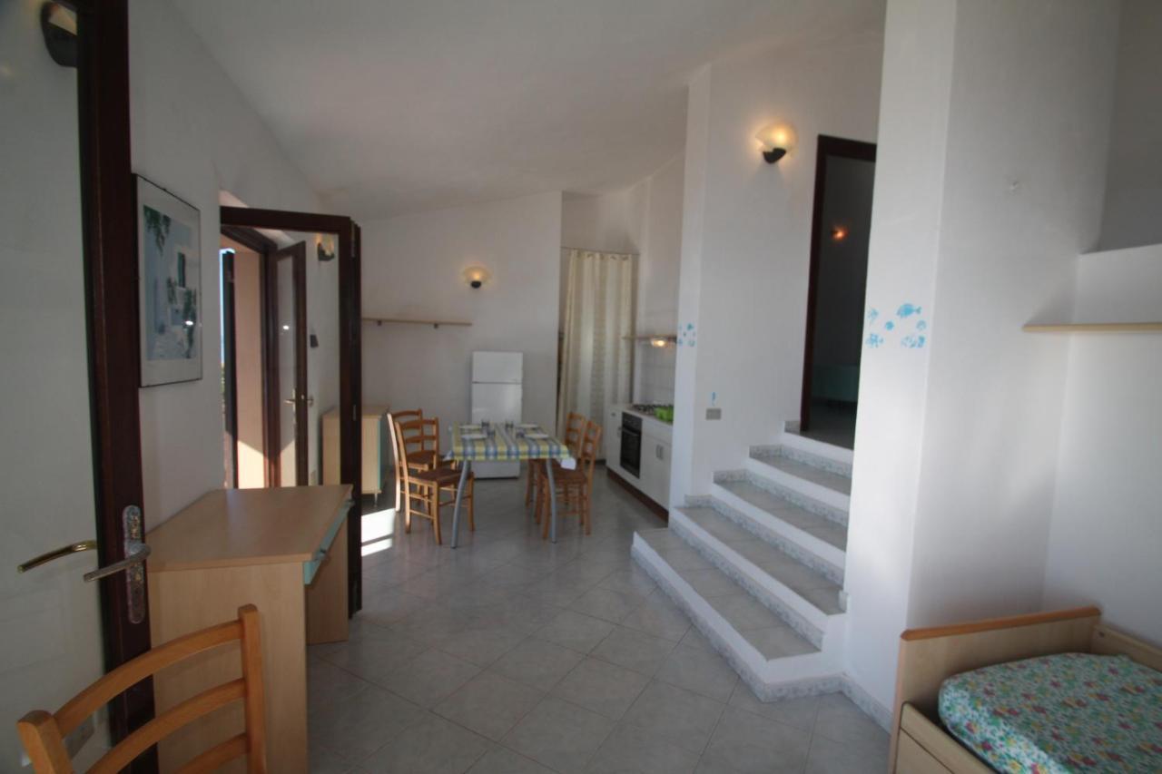 Villino Lu Ciuoni With Nice Sea View Costa Paradiso Exteriör bild