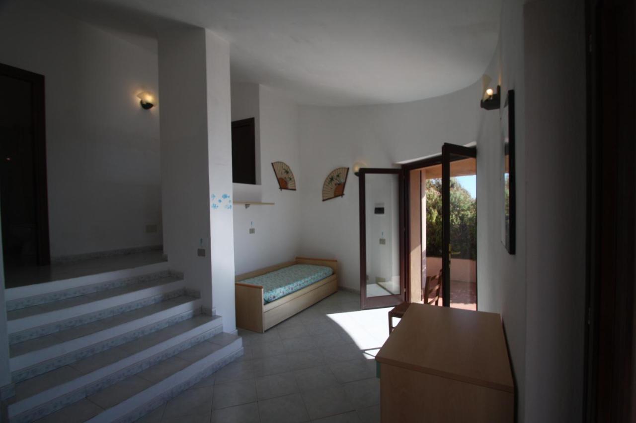 Villino Lu Ciuoni With Nice Sea View Costa Paradiso Exteriör bild